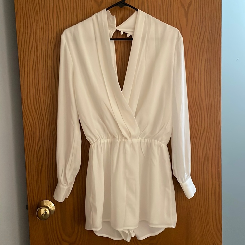 Superdown-White romper (XS)
